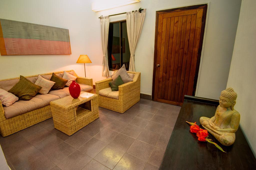 The Willow Boutique Hotel Phnom Penh Exteriör bild