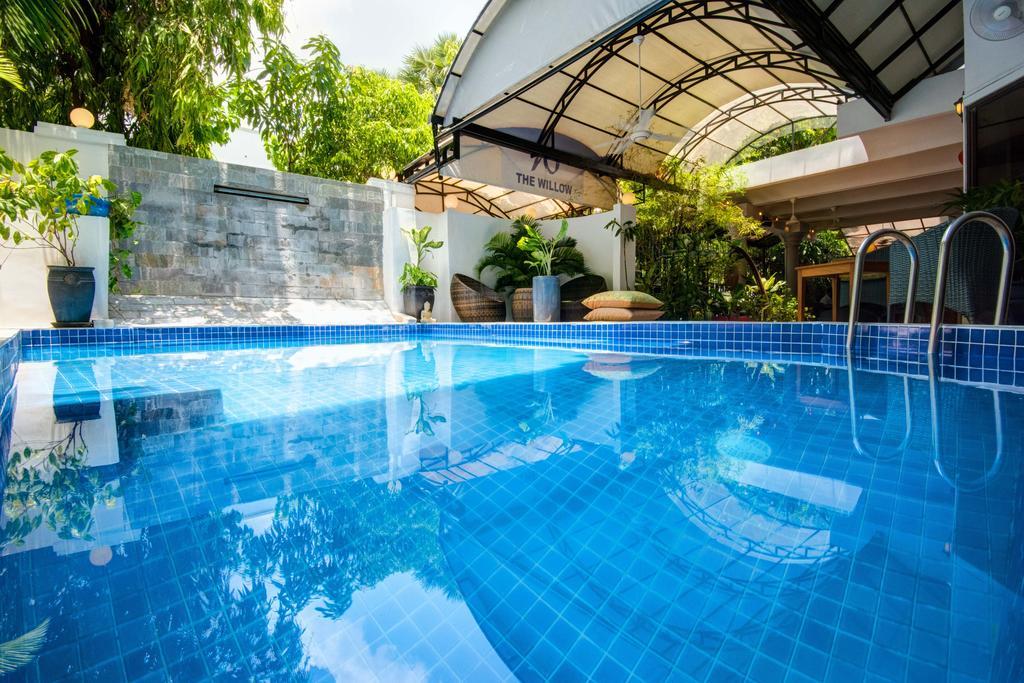 The Willow Boutique Hotel Phnom Penh Exteriör bild